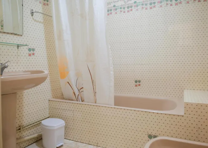 דירה Face - Quartier Des Presidents - 5 Personnes *