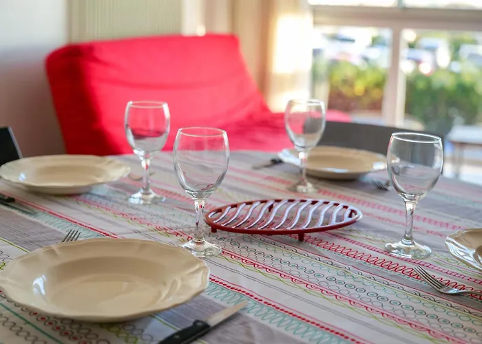 דירה Face - Quartier Des Presidents - 5 Personnes *